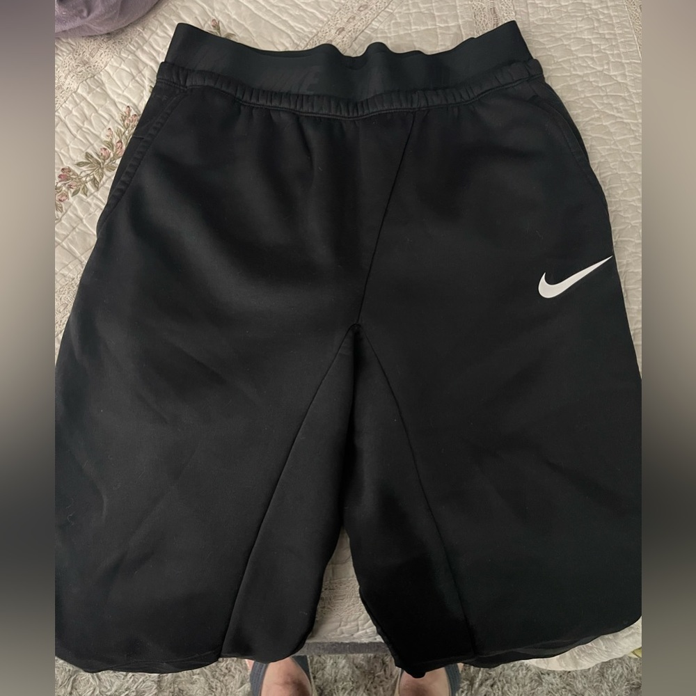 Nike Therma-Fit Tapered Training Pant - Medium - Black